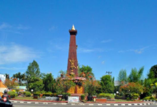 Tugu Nol Kilometer Sampit景点图片