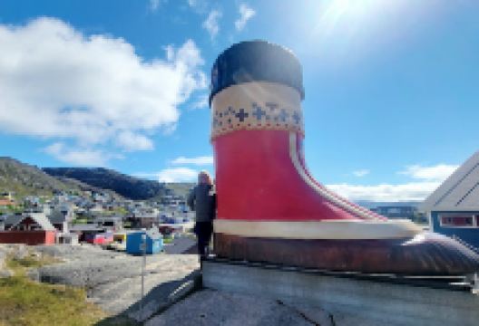 Big inuit boot景点图片