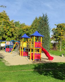 Camping- & Freizeitpark LuxOase-大勒尔斯多夫