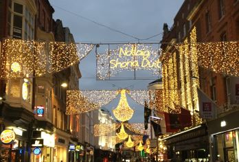 都柏林城堡-霍斯港-圣三一学院-格拉夫顿街|可定制【霍斯港，都柏林东北部著名繁华海港，与“爱尔兰之眼”隔海相望，能看到灯塔、历史遗迹还有大大小小游艇。】