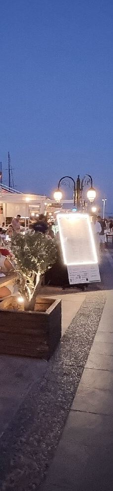 马尔马里斯-马米勒斯