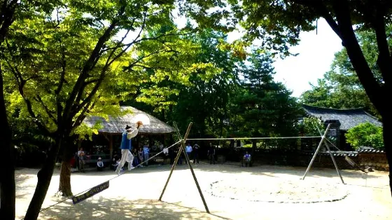 積石民俗村