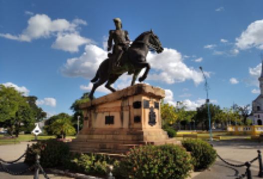 Plaza Colon景点图片