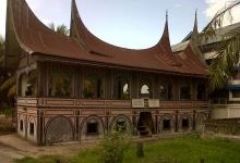 Balai Adat Nagari Salayo (Balai Nan Panjang Kubuang XIII)景点图片