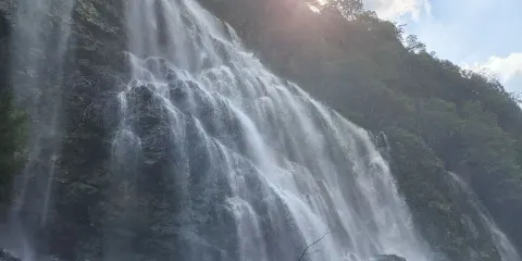 洪雅縣燕遠村大瀑布