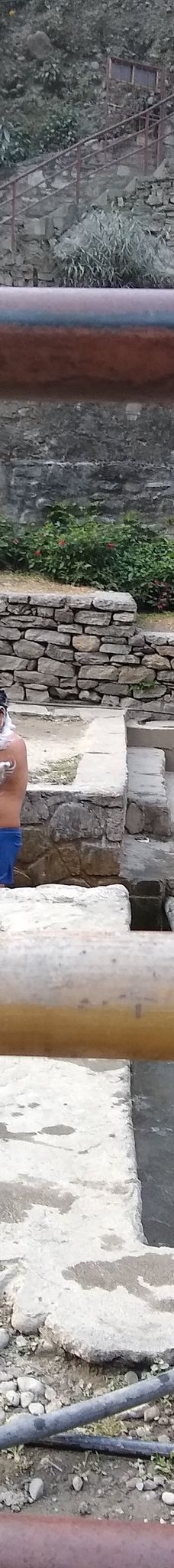 Tatopani Hot Spring-塔托帕尼