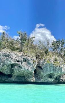 Piscina Natural Saona-圣拉斐尔－德尔尤马