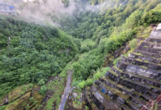 Lacul Tău-Bistra景点图片