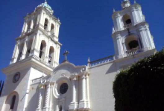 Iglesia del Barrio de San Juan Bautista景点图片
