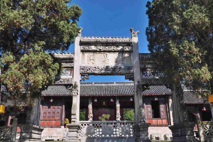 安顺安顺古城历史文化街区游玩攻略-安顺古城历史文化街区门票多少钱/价格表-团购票价预定优惠-景点地址在哪里/图片介绍/参观预约/旅游游览顺序 ...