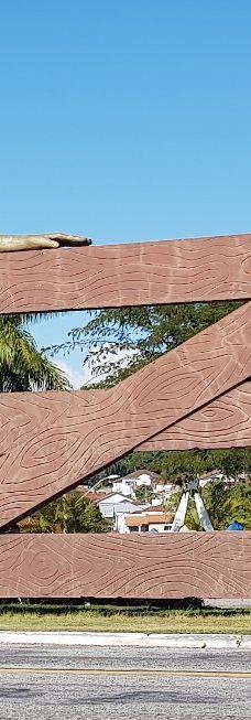 Boy Monument Porteira-Ouro Fino