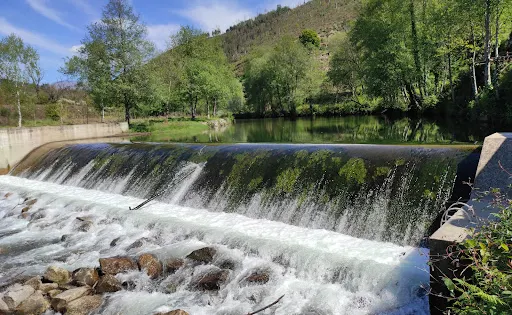 Praia Fluvial de Alvoco das Varzeas