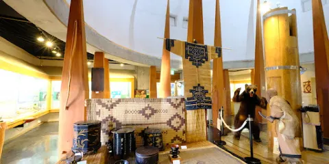 弟子屈町屈斜路コタンアイヌ民俗資料館