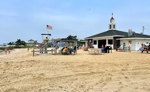 Amityville Beach