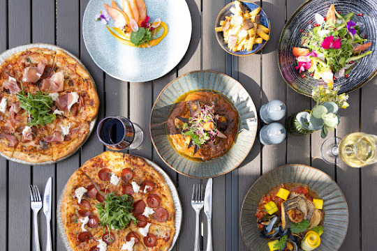 Meadow Kitchen, Bar & Terrace