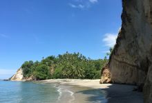 Mahembang Beach景点图片