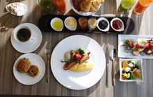 Parterre Palace Hotel Omiya餐厅图片