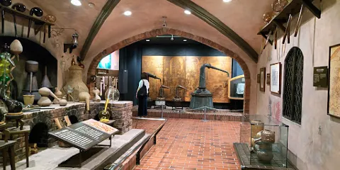 サントリー ウイスキー博物館