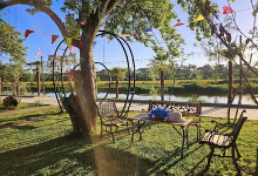 Iveri Park (Fishing)景点图片