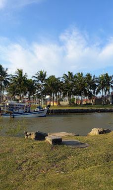 Square Meeting of the Waters-Carapina