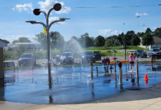 Spectacle Pond Recreation Area景点图片