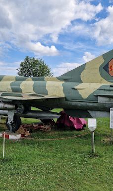 Gaststaette am Flugzeug-诺伊豪森