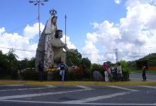 Monument Virgen Del Valle and Indian Quiriquire景点图片