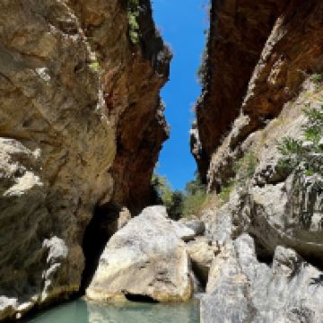 依拉佩特拉图片