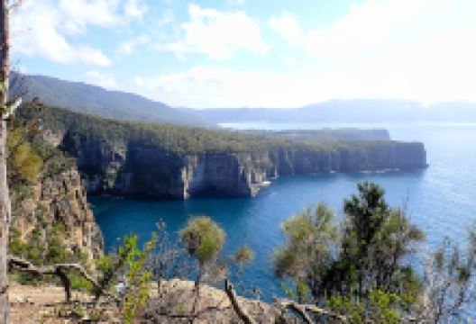Waterfall Bluff Lookout景点图片