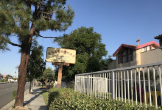 Rowland Heights Community Christian Church 罗兰岗基督徒礼拜堂景点图片