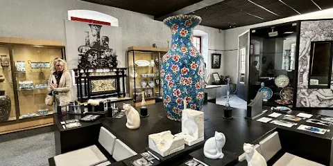 Musee des Emaux Et Faiences de Longwy