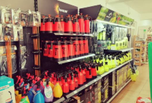 Flora-center. Garden center购物图片