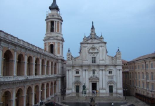 圣家圣殿景点图片