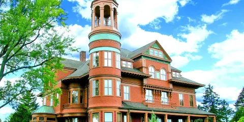 Fairlawn Mansion & Museum