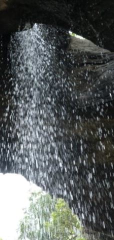 Sang Chan Waterfall-鲁珀特王子港