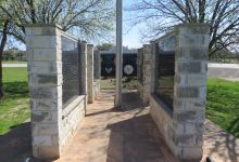 Veterans Memorial Park景点图片