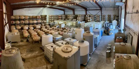 Peachy Canyon Winery Tasting Room