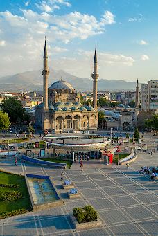 Cumhuriyet Meydanı-开塞利