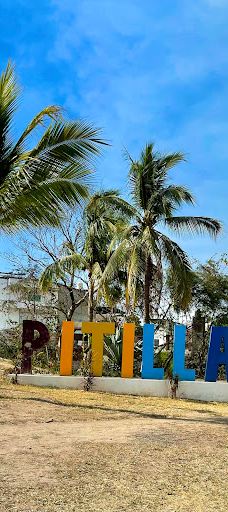 Parroquia de San Miguel Arcangel Church-巴亚尔塔港