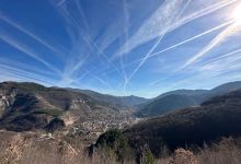 Tserovo Waterfall Trailhead景点图片