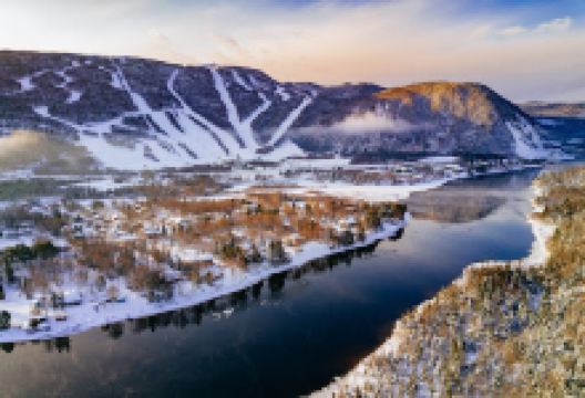 Marble Mountain Resort景点图片