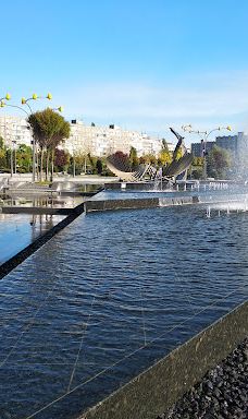 Pryberezhnyy square-Dnipropetrovs'ka city council