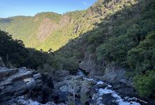 Big Mowbray Falls景点图片