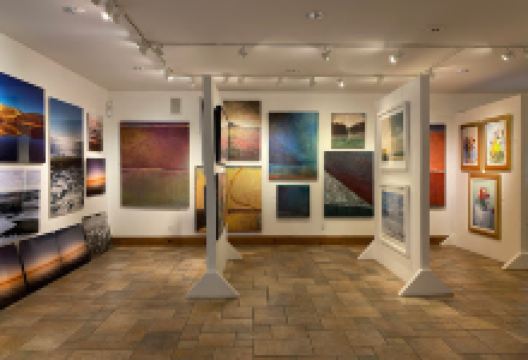 Windham Fine Arts景点图片