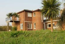 Joan Clancy Art Gallery景点图片