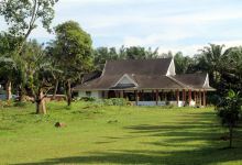 Gua Bunda Maria Tritunggal Maha Kudus Sibiru-Biru景点图片