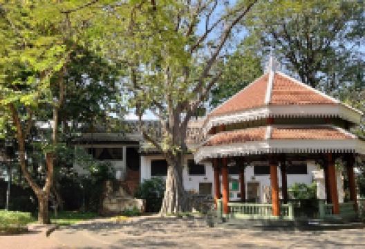 王妃母亲纪念公园景点图片