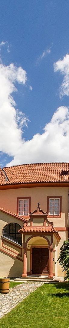 方济会修道院-克鲁姆洛夫