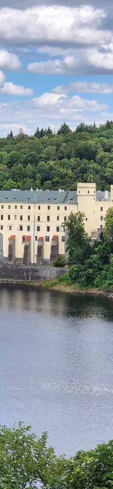 Zamek Orlik-皮塞克