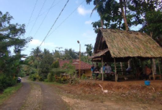 Saung lisung Puncak dukuh景点图片